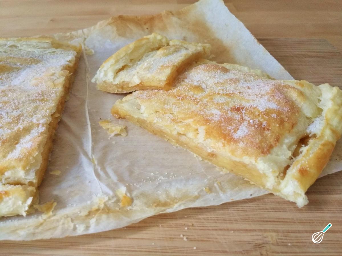Strudel de Maçã com Massa Folhada Fácil Strudel de Maçã com Massa Folhada Fácil