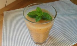 Suco de maçã e hortelã