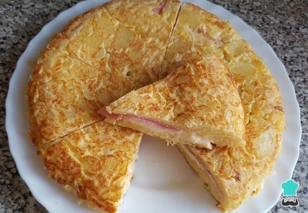 Receita de Tortilla espanhola com presunto e queijo