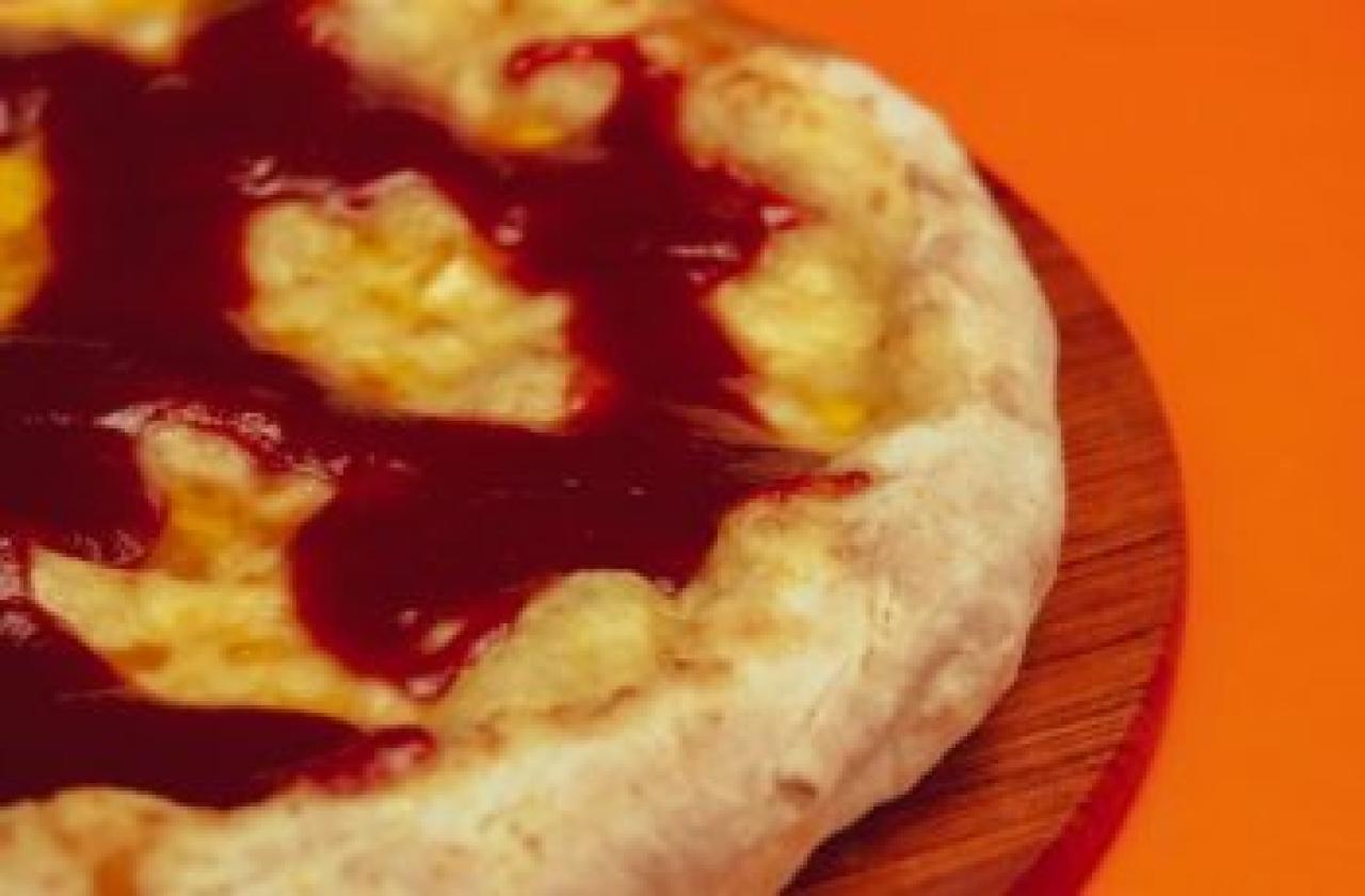 Pizza de Romeu e Julieta com 3 Ingredientes Pizza de Romeu e Julieta com 3 Ingredientes