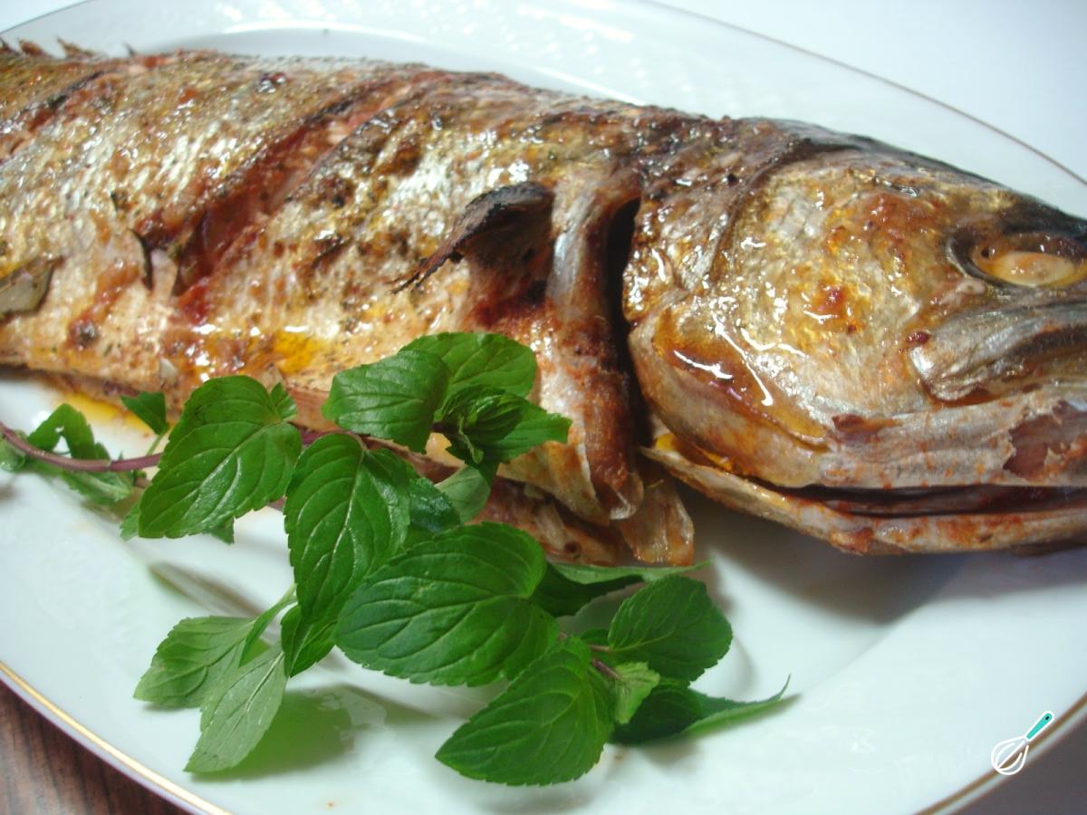 Receita de Anchova assada no forno Receita de Anchova assada no forno