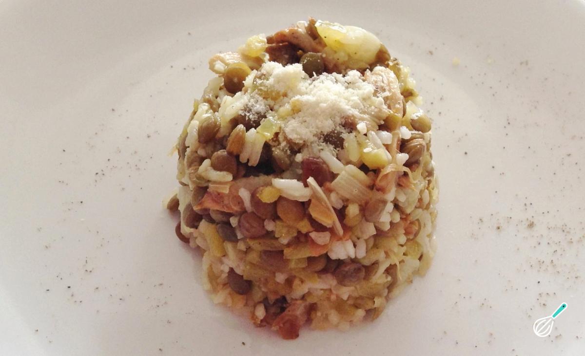 Receita de Arroz com lentilhas e frango desfiado Receita de Arroz com lentilhas e frango desfiado