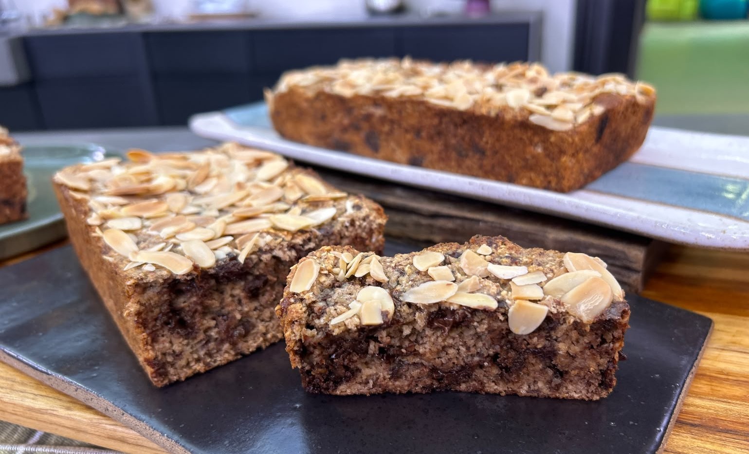 Bolo de Banana Saudável Sem Glúten e Sem Açúcar Bolo de Banana Saudável Sem Glúten e Sem Açúcar