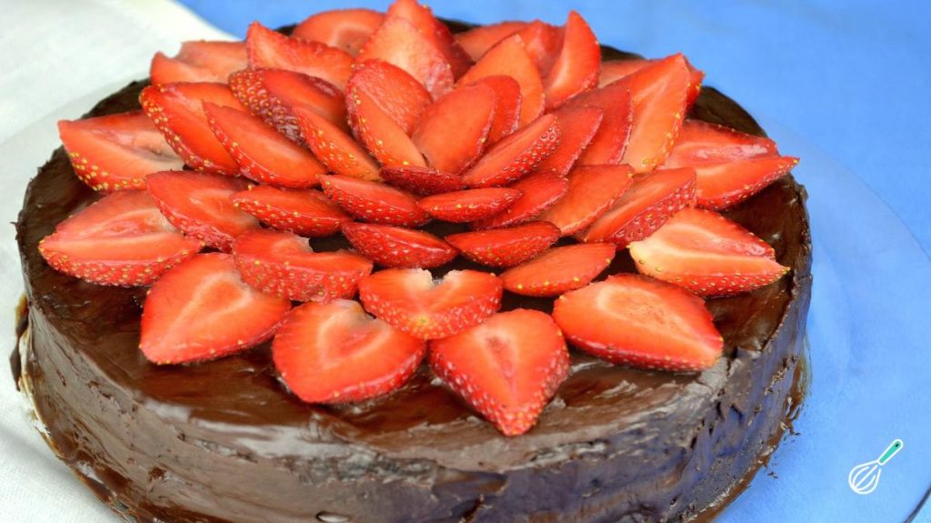 Receita de Bolo de chocolate recheado diet
