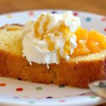 Receita de Bolo de laranja fofinho com calda