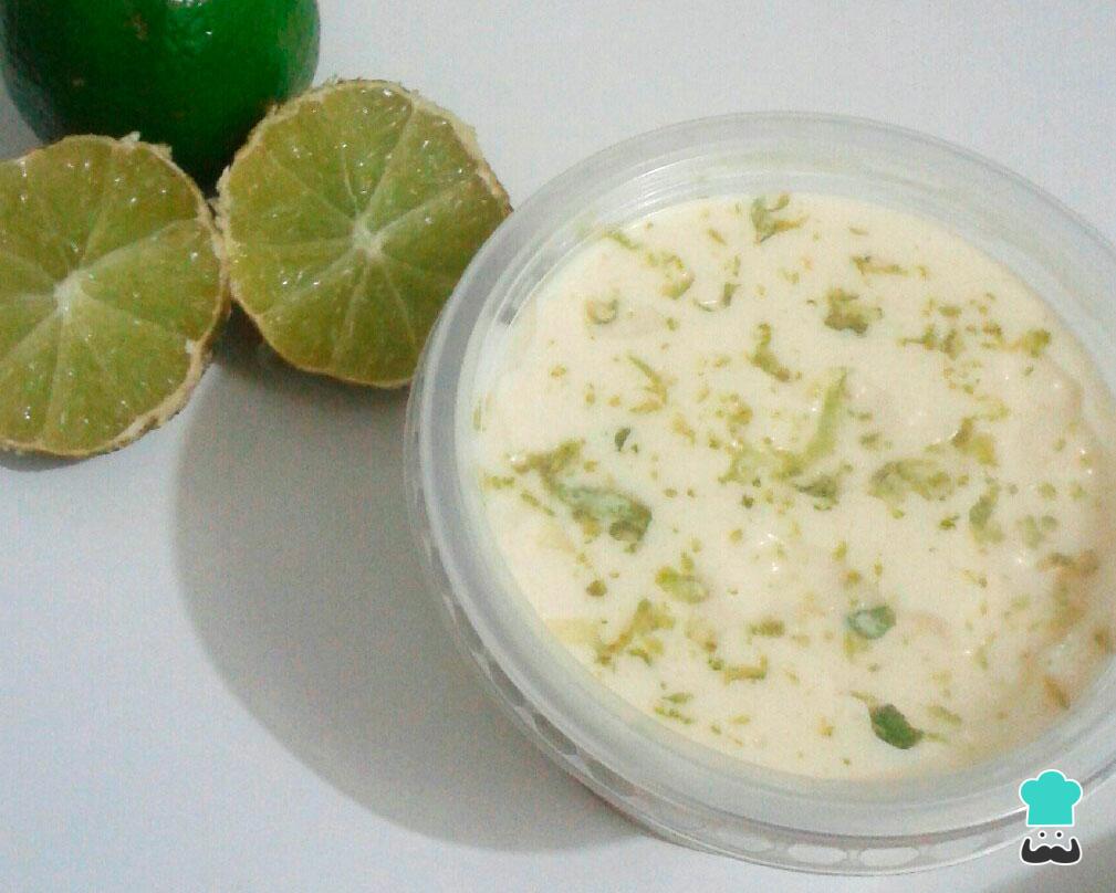 Receita de Bolo de pote de mousse de limão