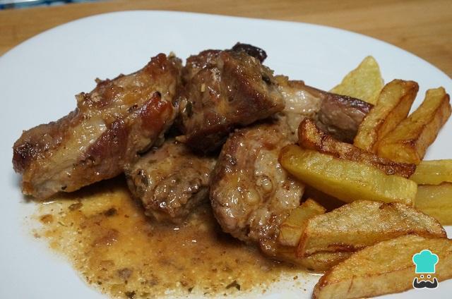 Receita de Costelinha de porco frita suculenta Receita de Costelinha de porco frita suculenta
