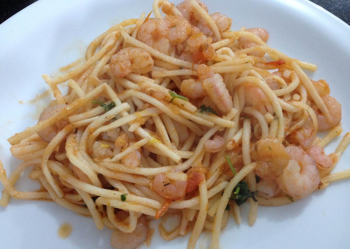Receita de Espaguete de pupunha com camarão Receita de Espaguete de pupunha com camarão