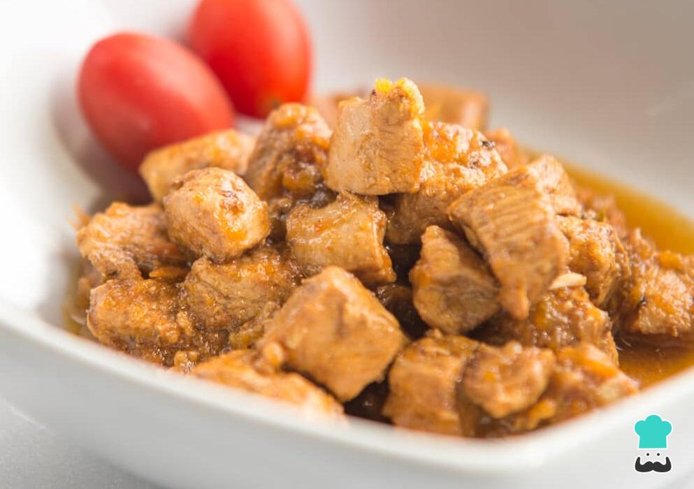 Frango Cozido Suculento e Rápido: Pronto em 30 Minutos Frango Cozido Suculento e Rápido: Pronto em 30 Minutos