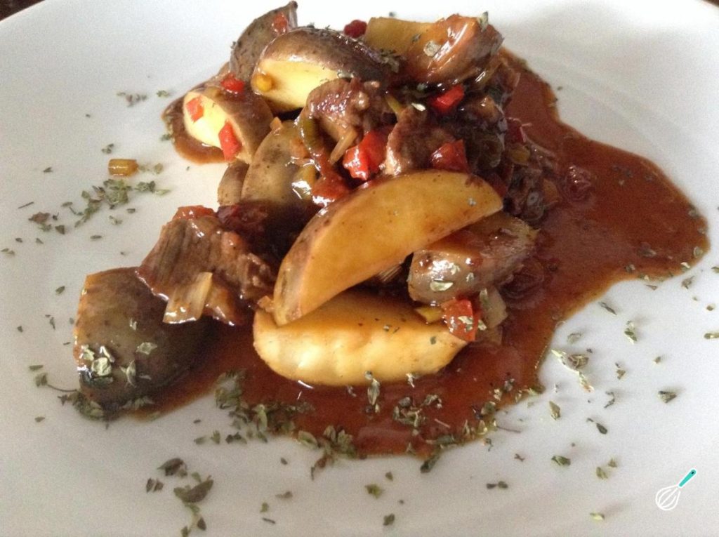 Receita de Guisado bovino com batatas