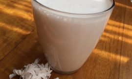 Leite de coco caseiro