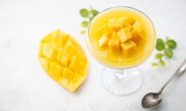 Suco de manga e cenoura para o intestino preso