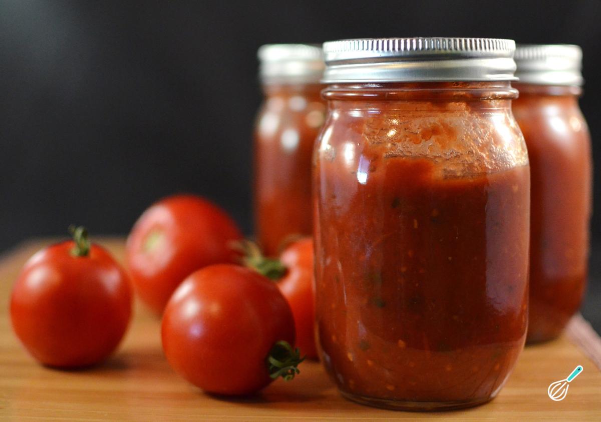 Molho de Tomate Caseiro em Conserva Rápido e Fácil