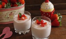 Receita de Mousse de morango natural