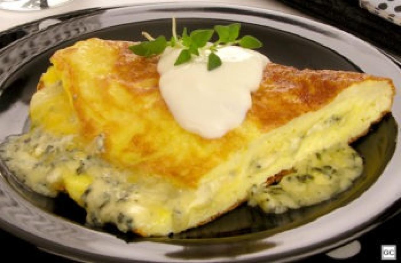 Omelete de Gorgonzola Cremosa em 15 Minutos