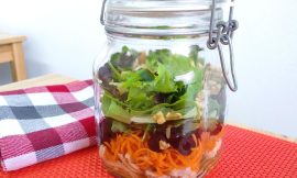Salada de Pote com Frango Prática e Saudável