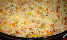 Arroz à Grega com Presunto Fácil e Saboroso Arroz à Grega com Presunto Fácil e Saboroso