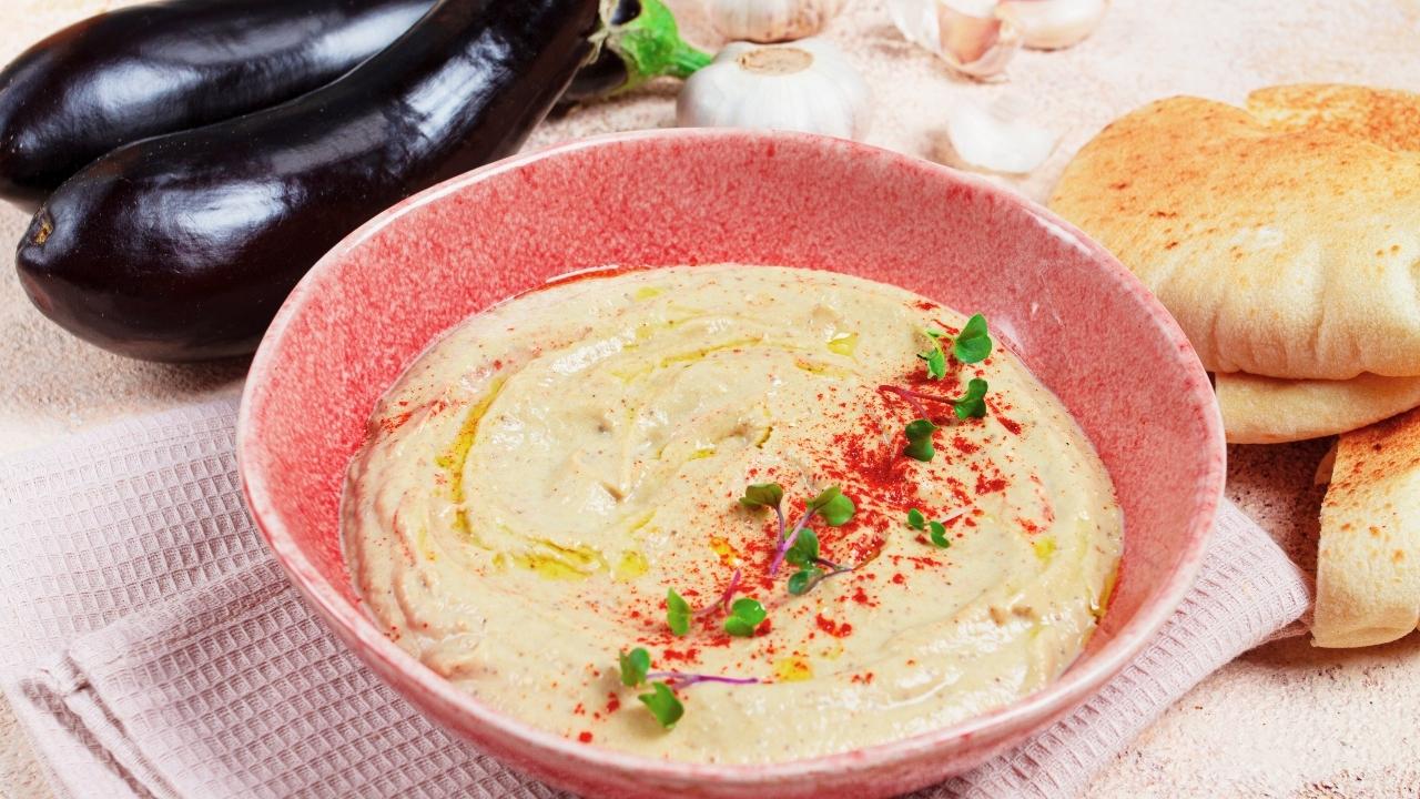 Babaganush Tradicional: Receita Fácil de Pasta de Berinjela Babaganush Tradicional: Receita Fácil de Pasta de Berinjela