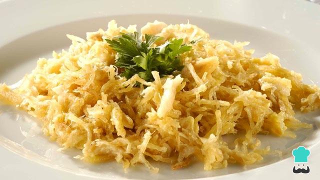 Receita de Bacalhau Desfiado: Clássico, Fácil e Delicioso