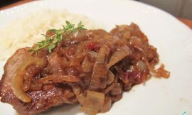 Bife de Panela Acebolado Suculento e Fácil