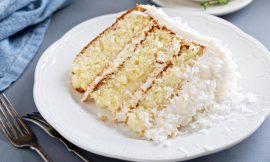 Bolo Toalha Felpuda: Fofinho, Gelado, Cremoso de Coco
