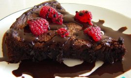 Bolo de Chocolate Sem Açúcar Fofinho e Saudável