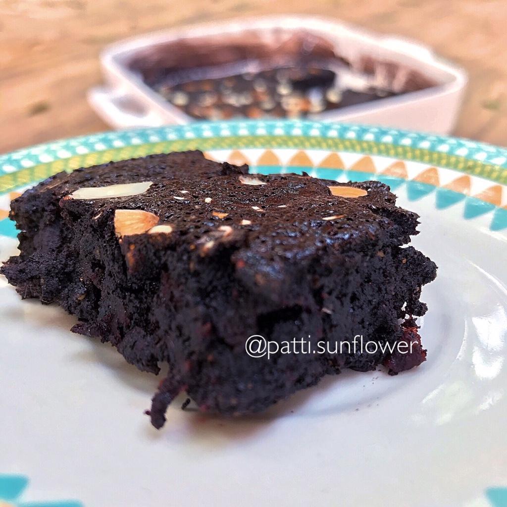 Receita de Brownie de alfarroba saudável Receita de Brownie de alfarroba saudável