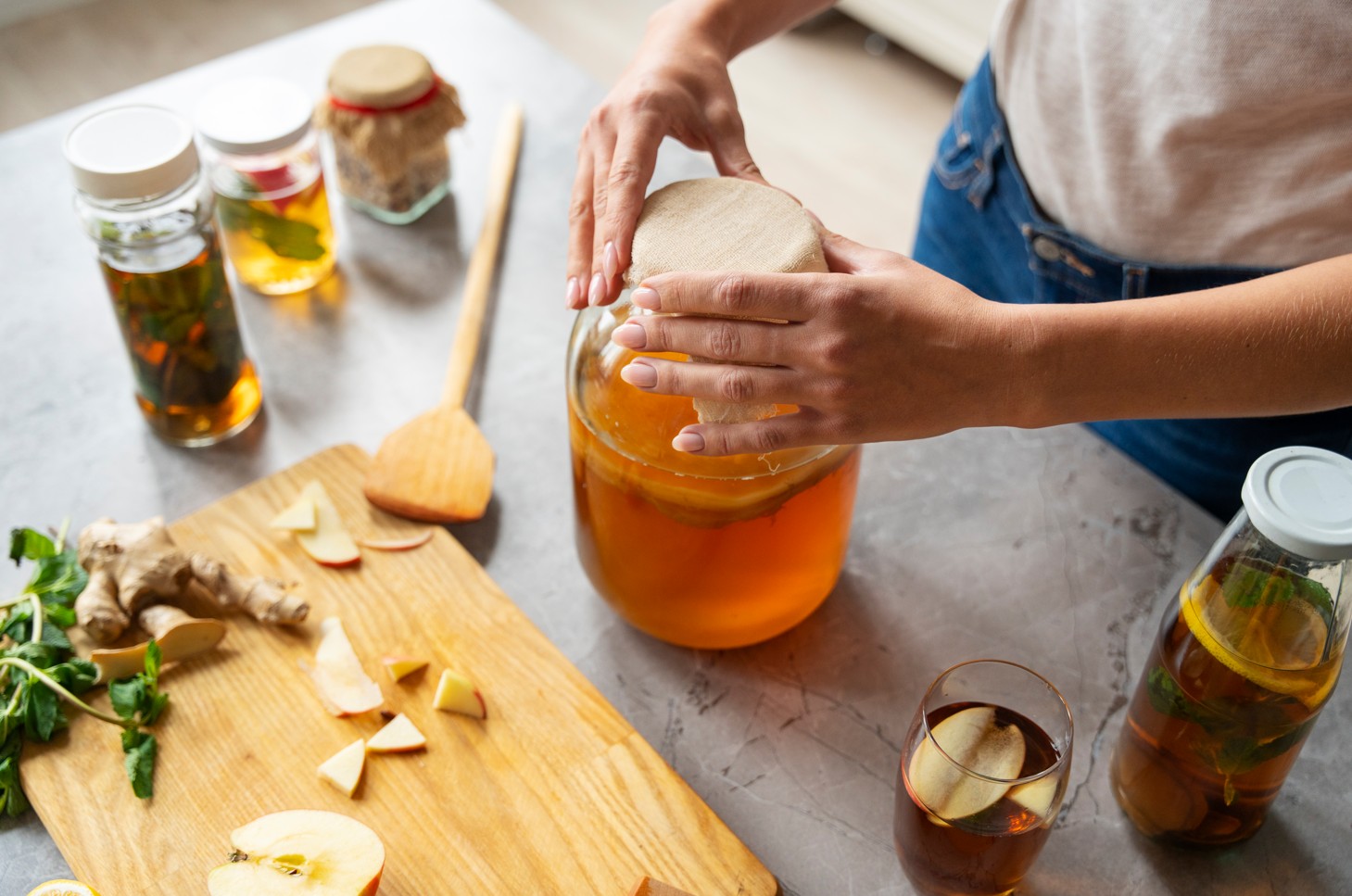Guia Prático de Fermentação Natural Segura e Higiene Guia Prático de Fermentação Natural Segura e Higiene