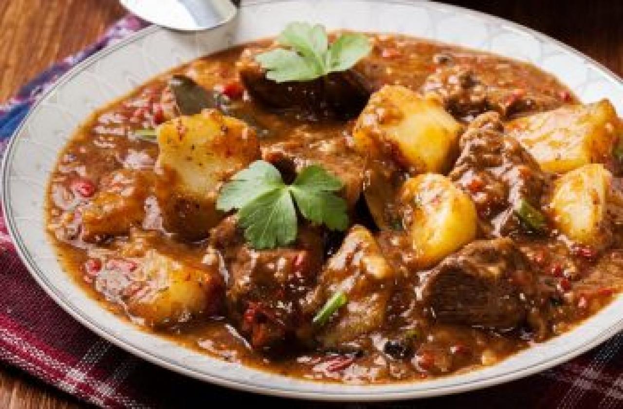 Carne de Panela com Batatas Perfeita e Rápida