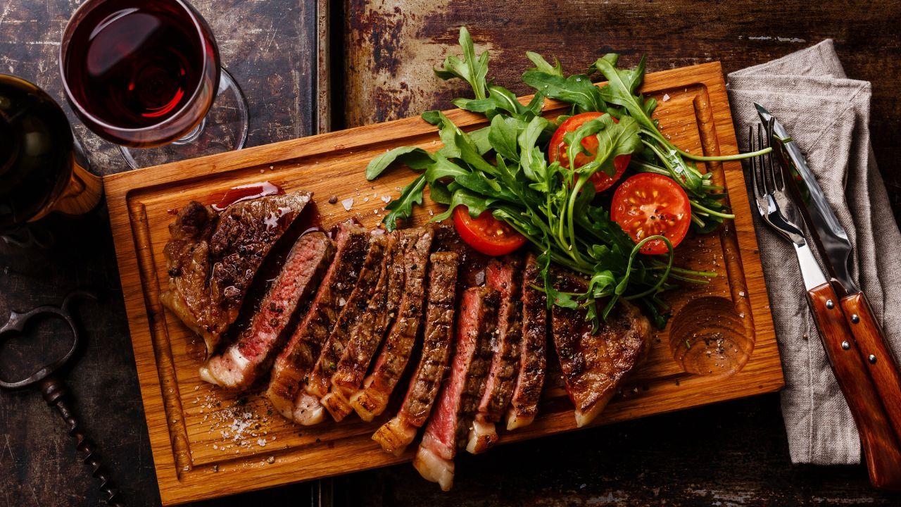 O Segredo da Carne Suculenta no Churrasco com Mostarda