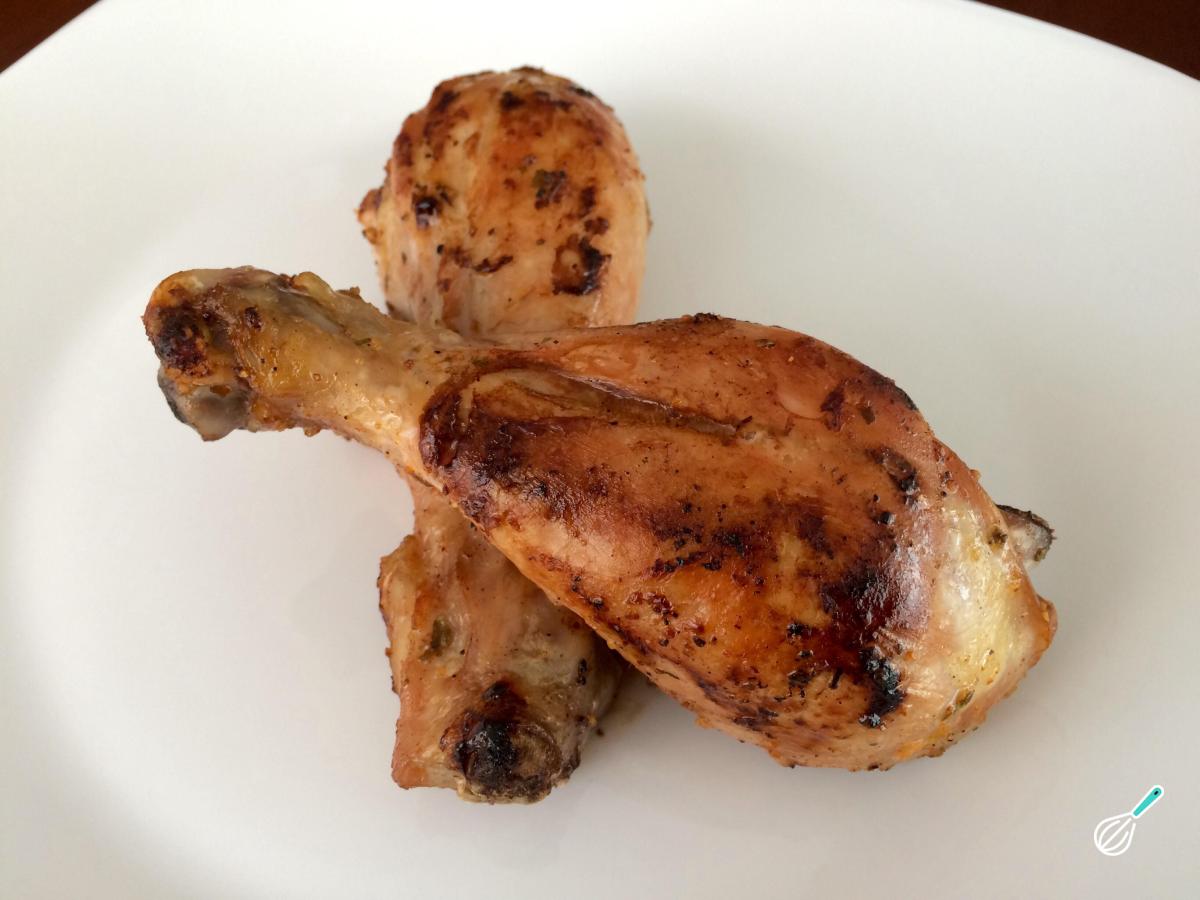 Receita de Coxa de frango no forno simples Receita de Coxa de frango no forno simples