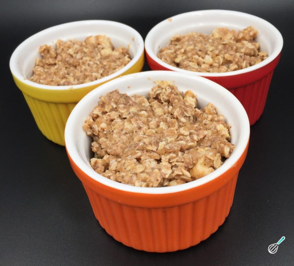 Crumble de Maçã e Aveia Fit: Rápido, Fácil e Saudável Crumble de Maçã e Aveia Fit: Rápido, Fácil e Saudável