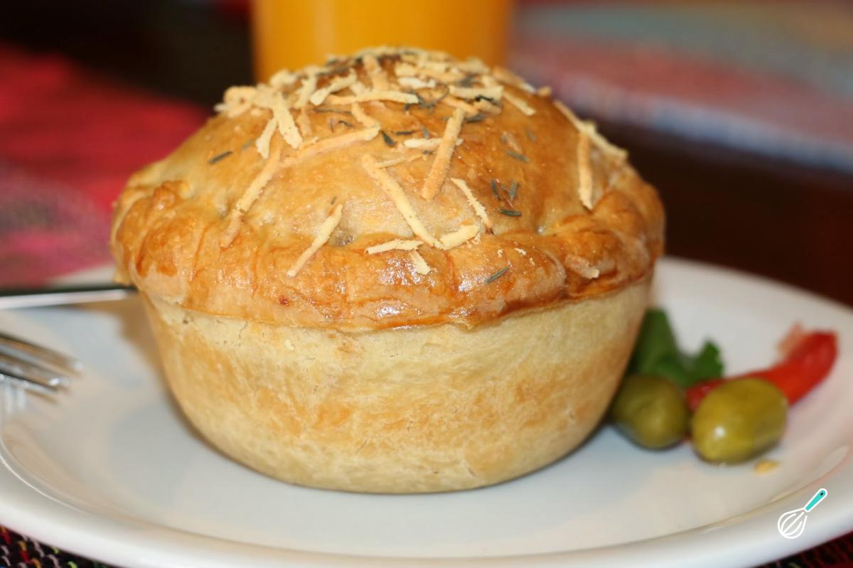 Receita de Empadão Goiano Tradicional e Cremoso Receita de Empadão Goiano Tradicional e Cremoso