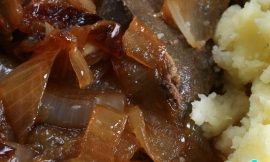 Receita de Fígado de boi acebolado