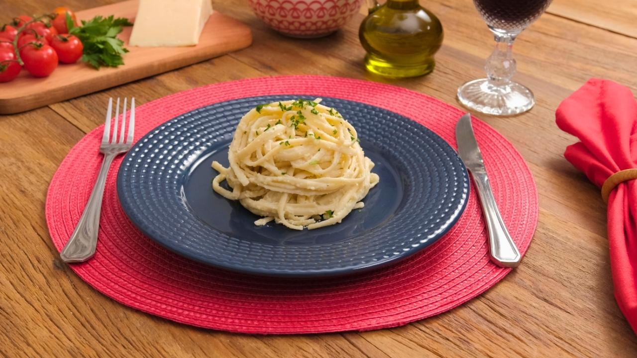Molho Alfredo Vegano de Couve-Flor e Castanhas