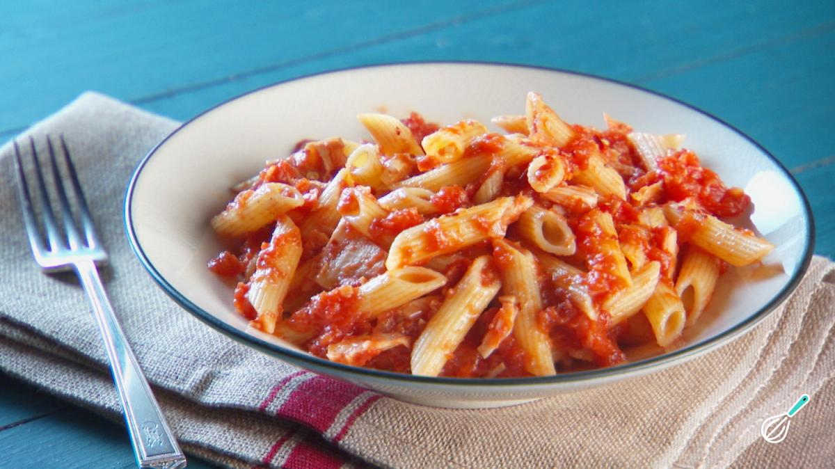 Receita de Macarrão de panela de pressão com atum