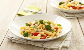 Penne Colorido: Queijo Minas e Brócolis. Sem Molho!