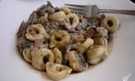 Receita de Molho de Funghi Seco Cremoso e Fácil Receita de Molho de Funghi Seco Cremoso e Fácil