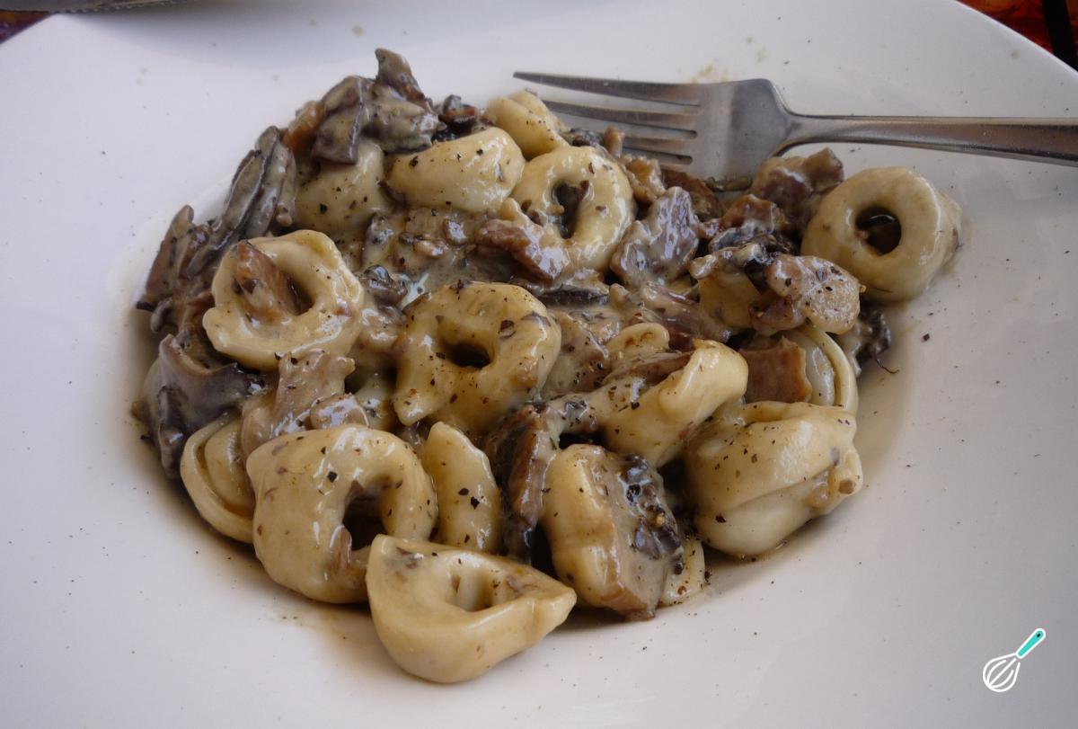 Receita de Molho de Funghi Seco Cremoso e Fácil Receita de Molho de Funghi Seco Cremoso e Fácil
