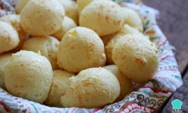 Receita de Pão de queijo com mussarela