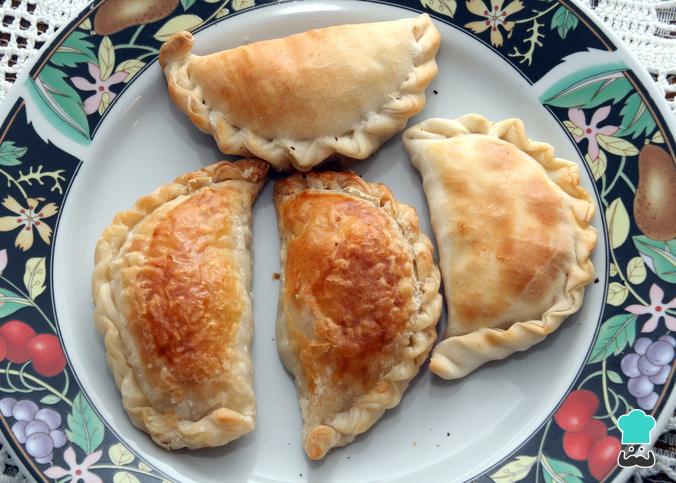 Receita de Pastel assado com creme de leite