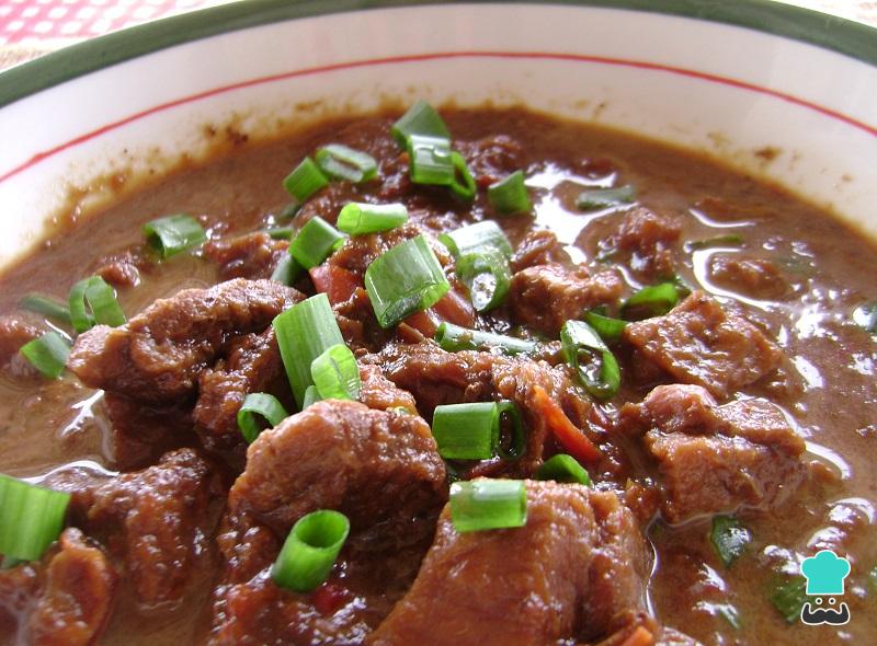 Picadinho de Carne: Clássico, Reconfortante e Fácil Picadinho de Carne: Clássico, Reconfortante e Fácil