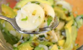 Salada de Palmito com Abacate Cremosa e Fácil Salada de Palmito com Abacate Cremosa e Fácil