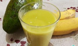 Smoothie Abacate e Banana: Café da Manhã Energético Smoothie Abacate e Banana: Café da Manhã Energético