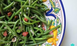 Vagem com Calabresa Rápida e Saborosa Vagem com Calabresa Rápida e Saborosa