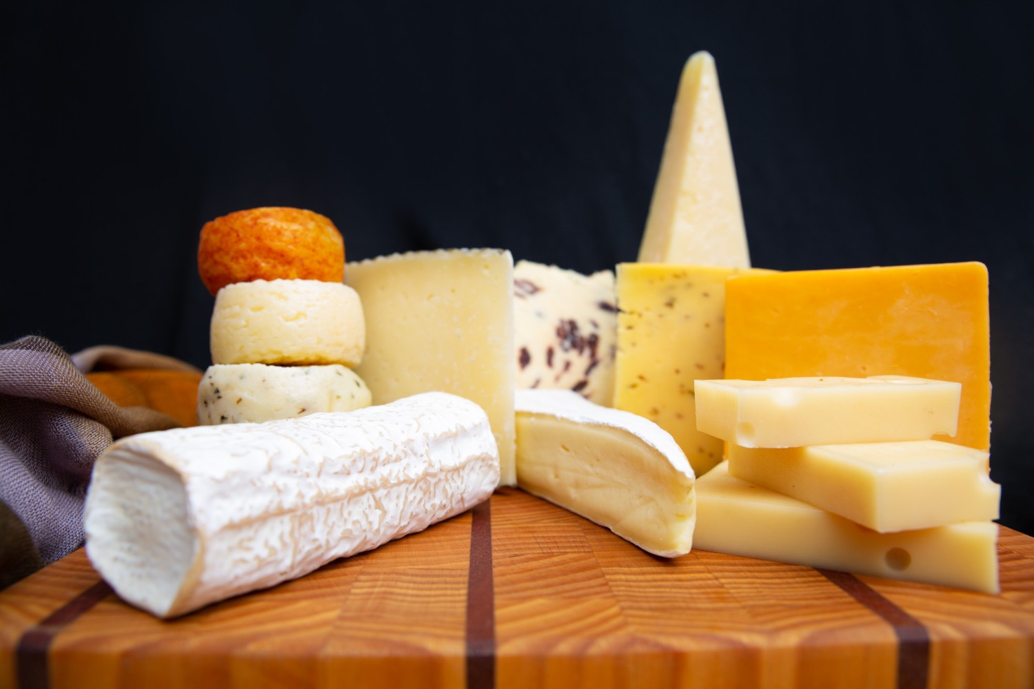 Melhores Queijos para Sobremesas: Guia e Receitas