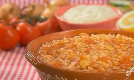 Arroz de Tomate Caseiro Simples e Suculento