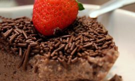 Brigadeirão Cremoso Sem Creme de Leite Fácil
