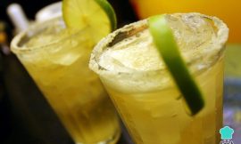 Caipirinha de Cerveja Refrescante e Fácil Caipirinha de Cerveja Refrescante e Fácil