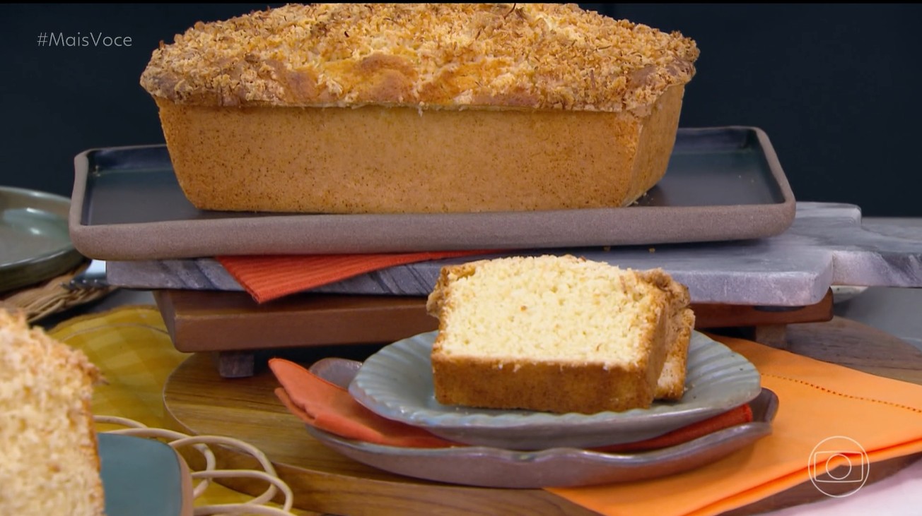 Ana Maria: Bolo de Coco Molhadinho Irresistível Ana Maria: Bolo de Coco Molhadinho Irresistível